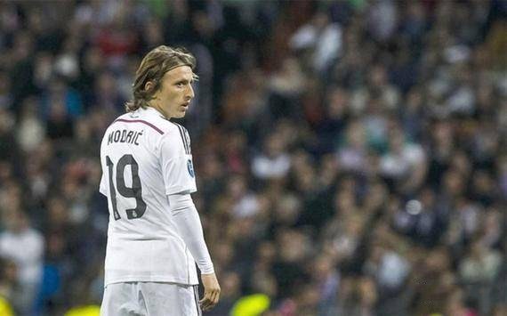 Gen.G 3-2 T1有惊无险赢下LCK内战，率先晋级MSI决赛