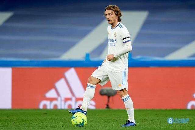 英媒：利物浦与塞梅尼奥谈妥个人条款，并匹配了曼城的报价