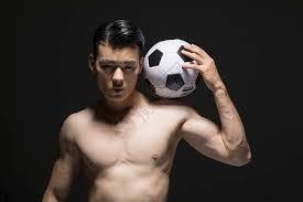 英媒：曼联、曼城和枪手有意布朗，他的解约金不超过5500万欧